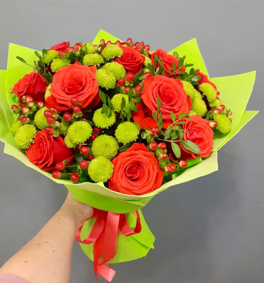 Букет цветов из: Хризантемы и Розы в Багратионовске