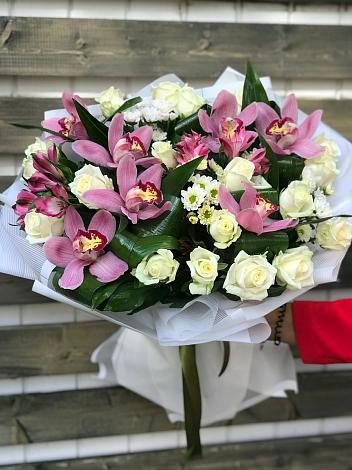 Букет цветов из: Розы и Хризантемы в Багратионовске