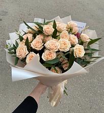 Букет Кремовые розы Латте в Багратионовске
