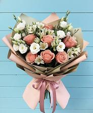 Букет цветов из:  Розы, Альстромерии и Лизиантусы в Багратионовске