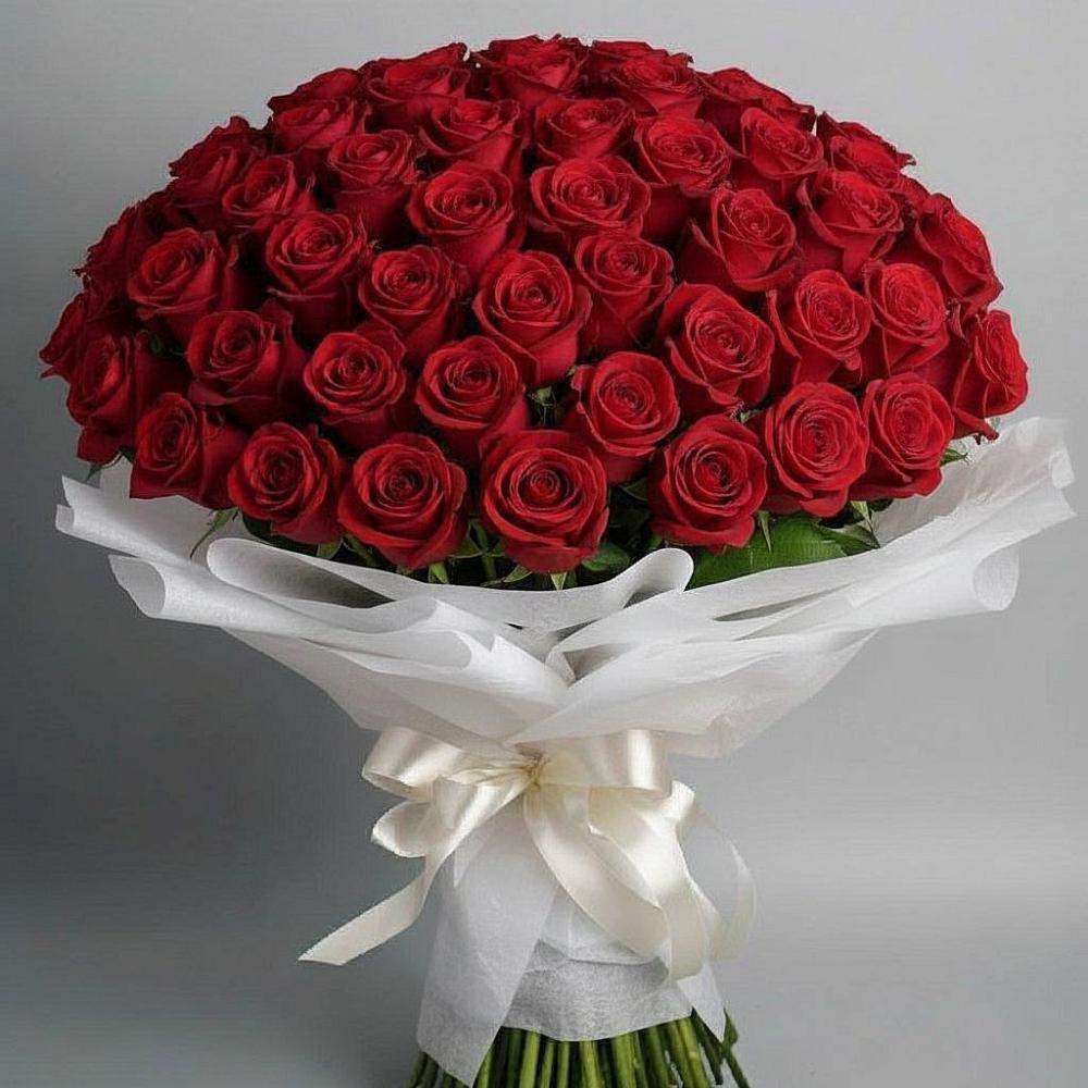 Букет 101 Красная роза Блэк Мэджик в Багратионовске