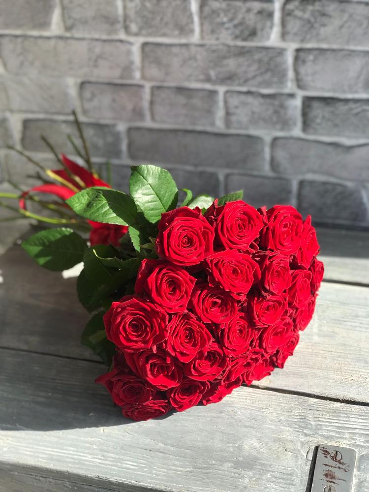 Букет Красные розы Фридом в Багратионовске