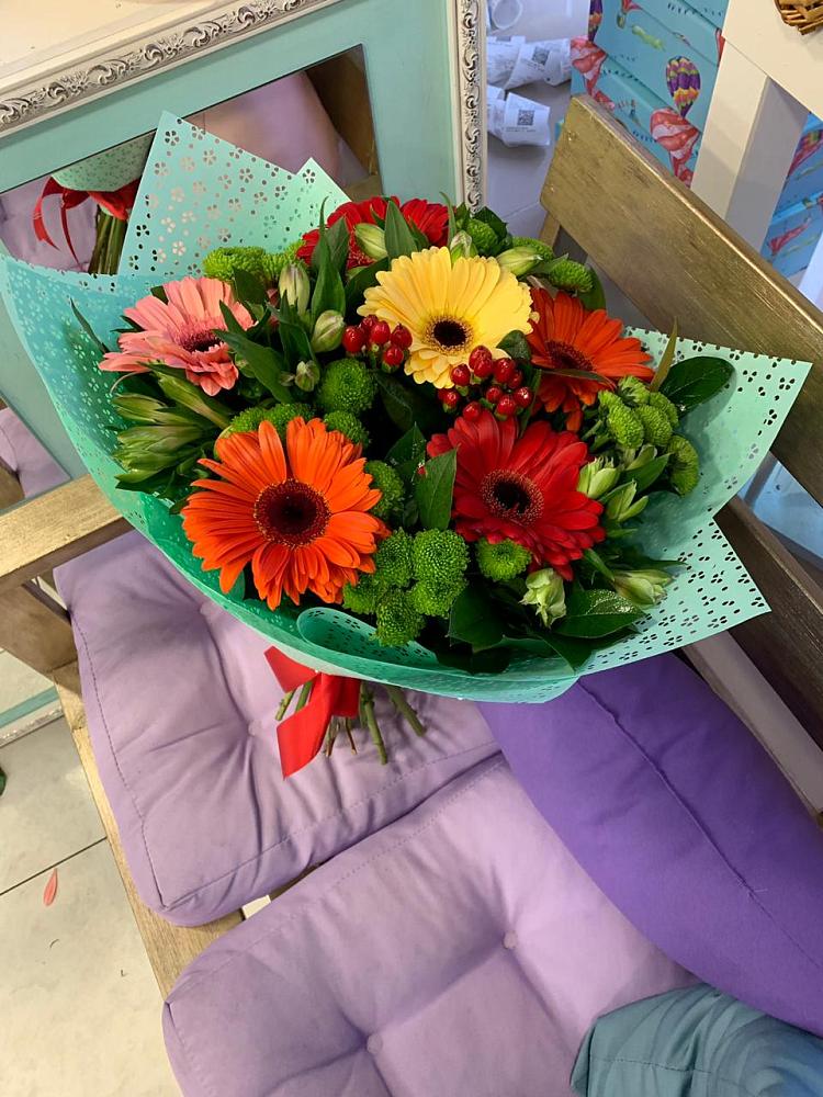 Букет цветов из: Герберы, Хризантемы и Альстромерии в Багратионовске