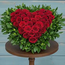 Цветочная композиция из Розы в виде сердца в Багратионовске