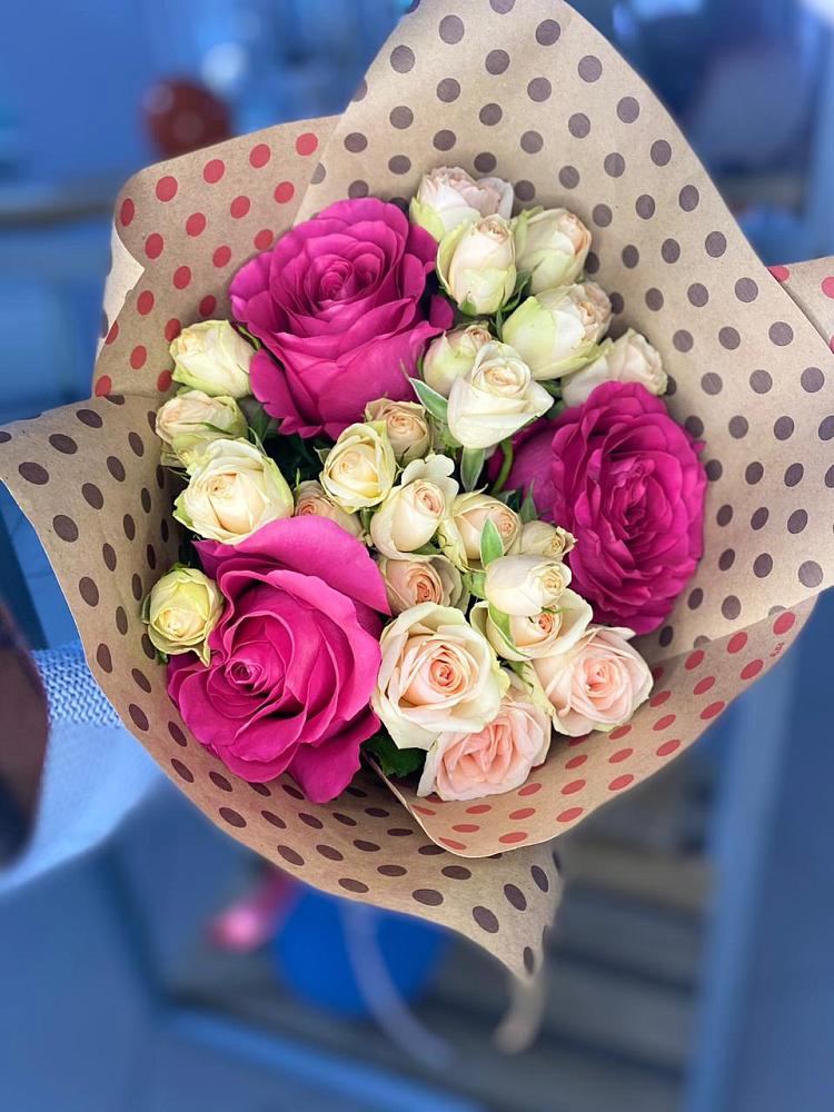 Букет цветов из: Розы в Багратионовске