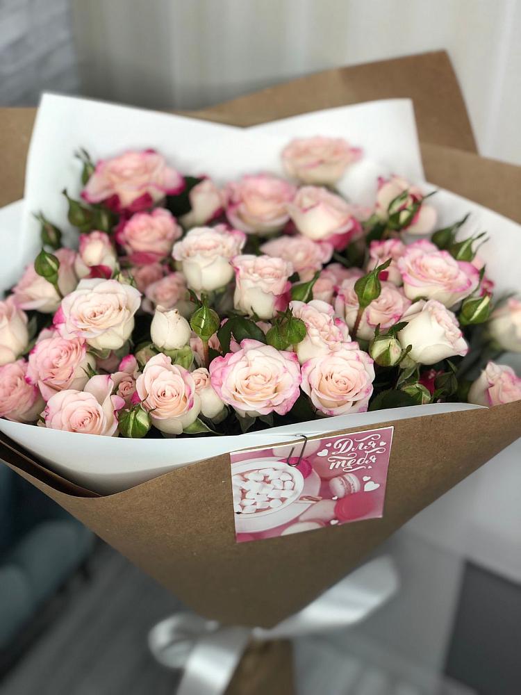 Букет цветов из: Розы в Багратионовске