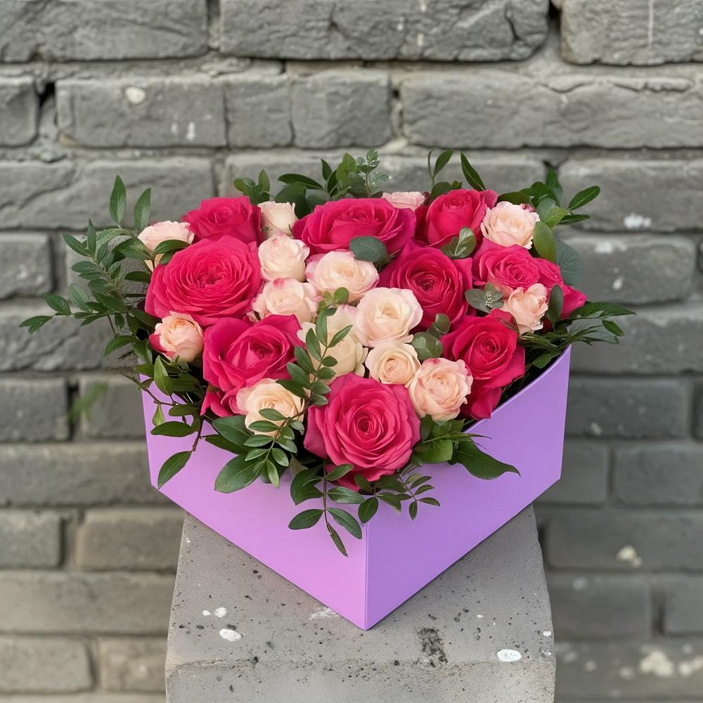 Цветочная композиция из Розы в коробке в Багратионовске