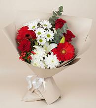 Букет цветов из:  Розы, Хризантемы, Герберы и Лилии в Багратионовске