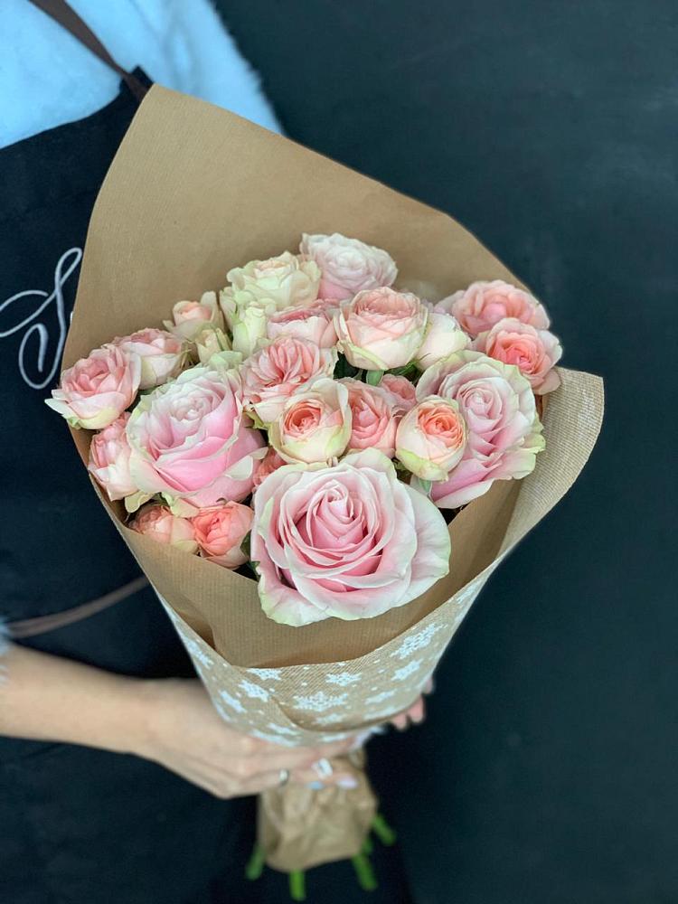 Букет цветов из: Хризантемы и Розы в Багратионовске