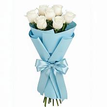 Букет 7 белых роз Проуд в Багратионовске