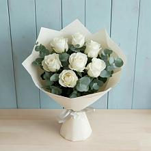 Букет Белые розы в Эвкалипте в Багратионовске