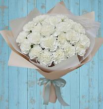 Букет цветов из:  Гвоздики в Багратионовске